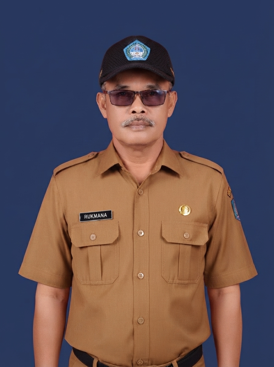 Rukmana, S.Pd., M.Pd. — Kepala SMP Negeri 1 Pameungpeuk